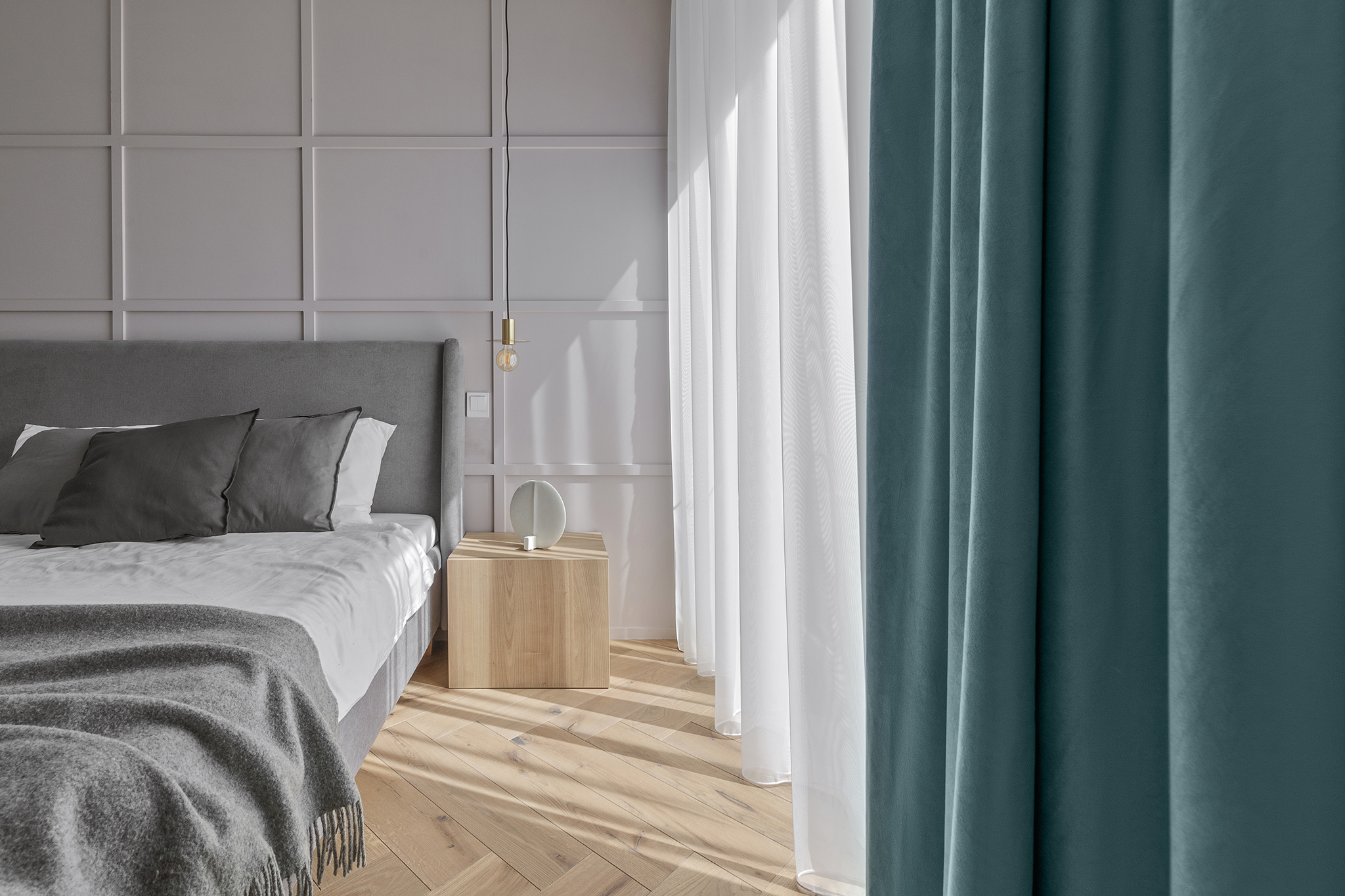 The Basics of Bedroom Décor & Design